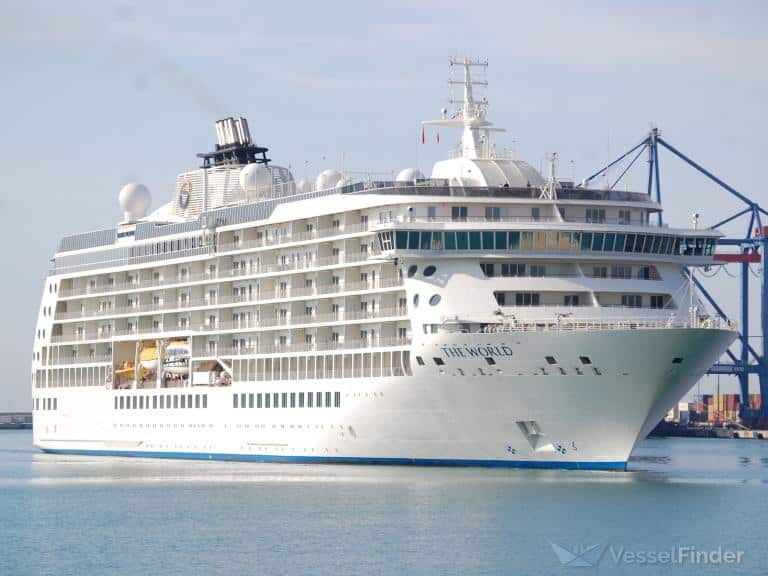 Alicante acogerá 98 cruceros en 2025, incluidos Cunard y ‘The World’