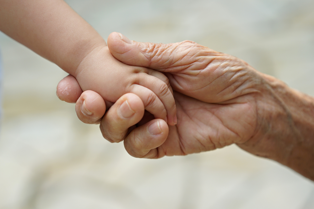 La esperanza de vida está aumentando en EE. UU. y se acerca a los niveles previos a la pandemia