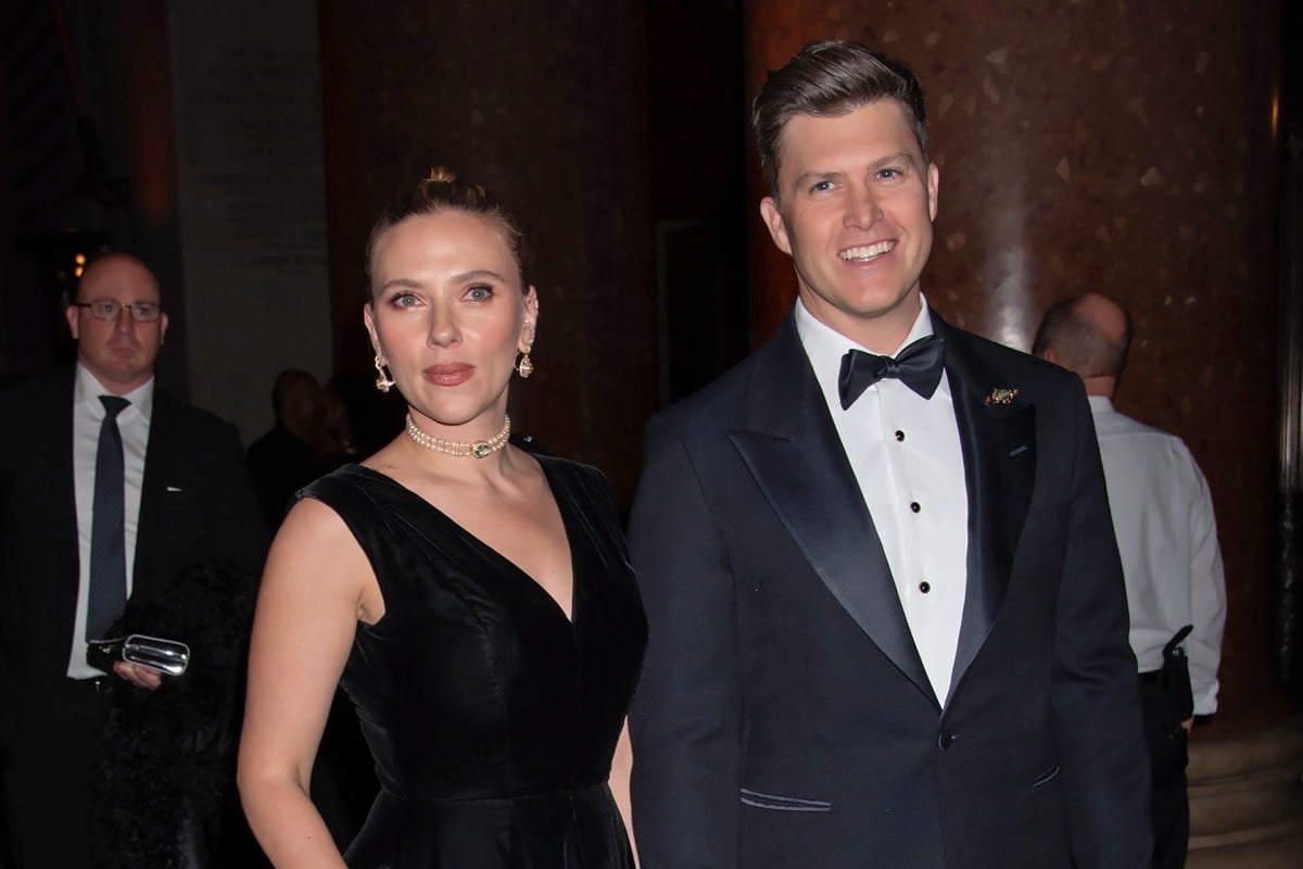 Instantáneas de celebridades: Scarlett Johansson, Colin Jost, Paul Mescal, Taron Egerton y más