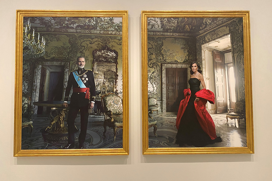 El Banco de España presenta los retratos reales de Annie Leibovitz ⋆ Madrid Metropolitan