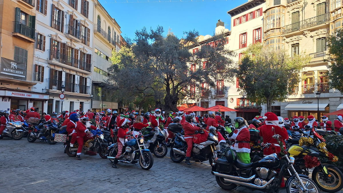 Los Papá Noel en moto toman la carretera « Euro Weekly News