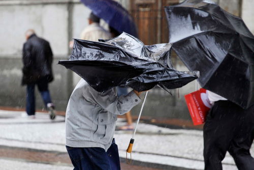 Se emiten advertencias de clima severo « Euro Weekly News