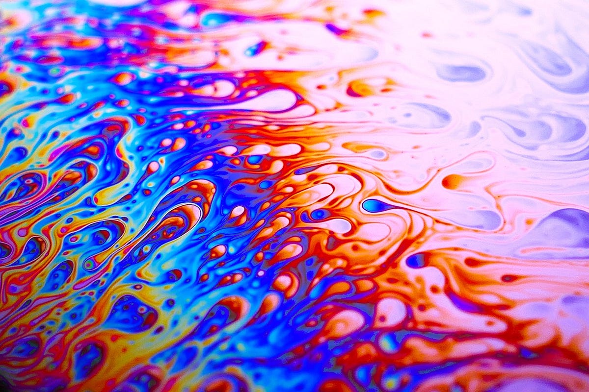 Comprensión de las capacidades emergentes en los LLM: lecciones de los sistemas biológicos | de Javier Marín | enero de 2025