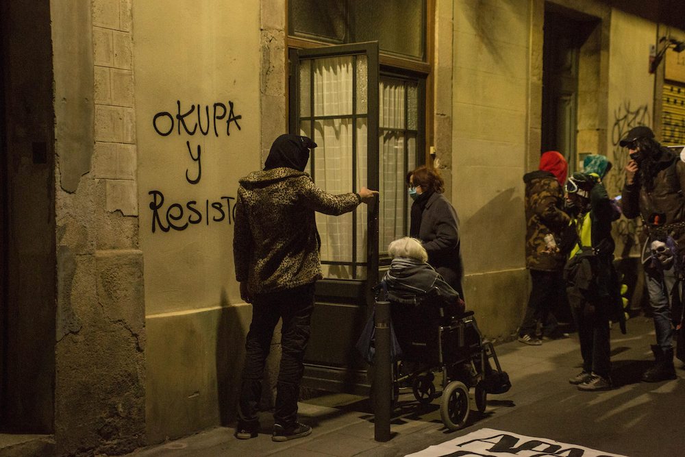 Así es la forma más rápida de deshacerse de los okupas en España, según un destacado juez