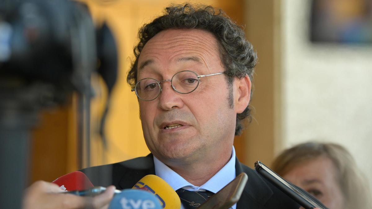 El PSOE denuncia que el PP “tiene un sueldo” del Senado al abogado de Manos Limpias en la causa contra el fiscal general