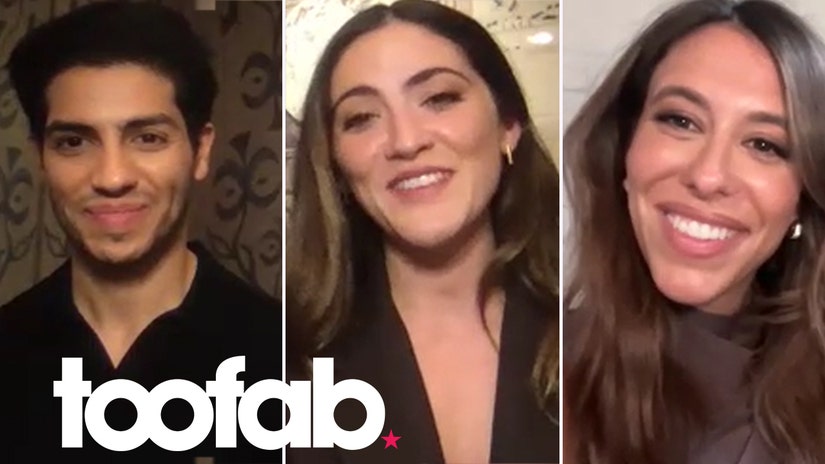 Alfred Enoch y Eleanor Tomlinson hablan de las escenas posteriores de la pareja picante