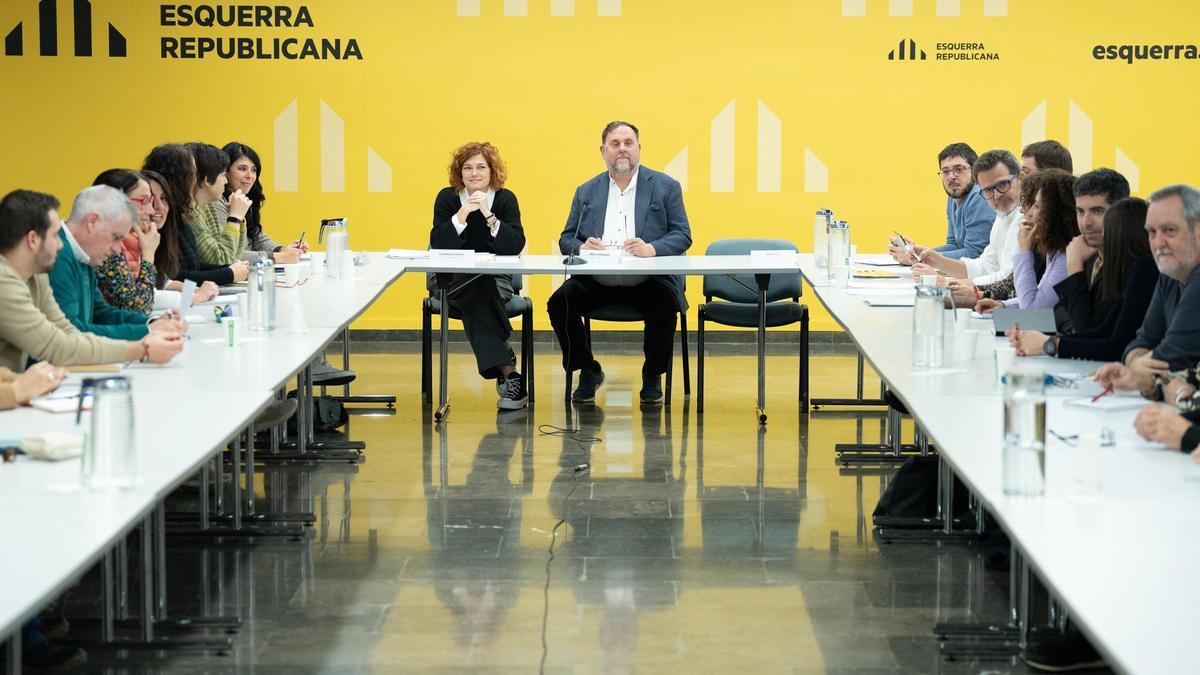 Junqueras apacigua los ánimos en ERC pero está lejos de resolver la batalla interna