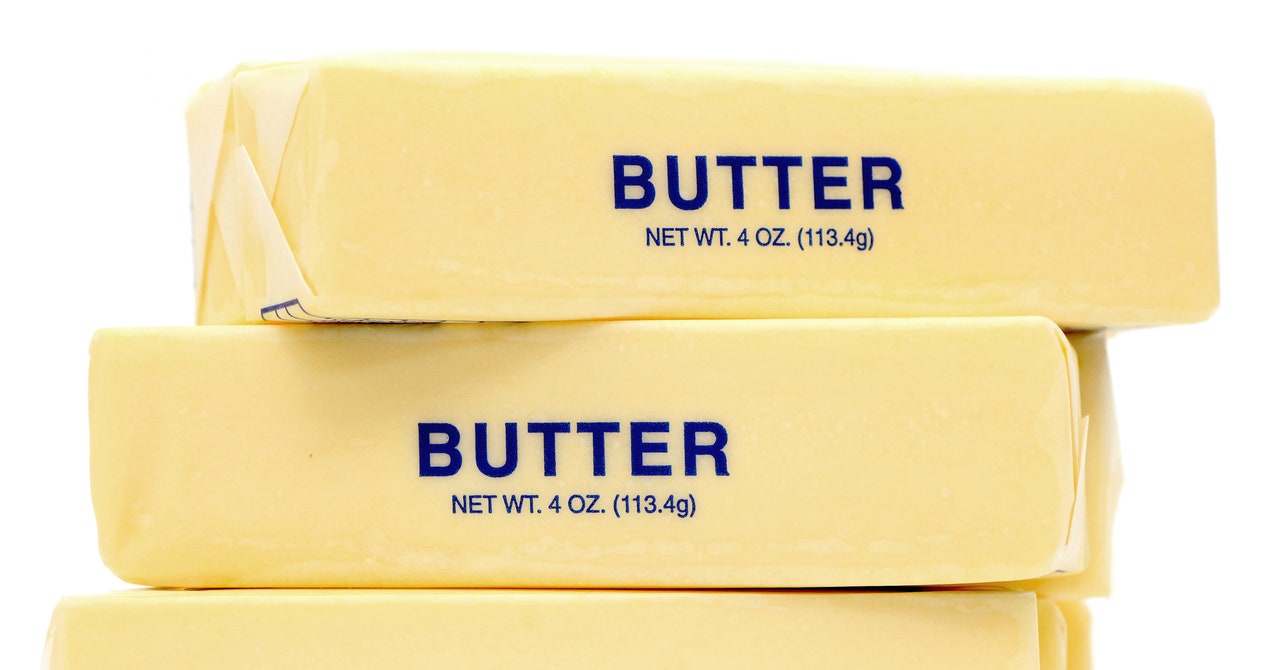 Este hombre come tanta mantequilla, queso y carne de res que le rezuma colesterol de la piel