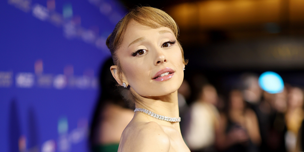 Ariana Grande se burla de su edad al aceptar el premio ‘Estrella en ascenso’