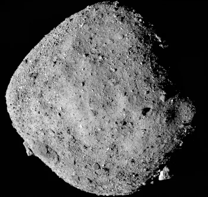 Bloques de construcción básicos de la vida que se encuentran en el asteroide Bennu
