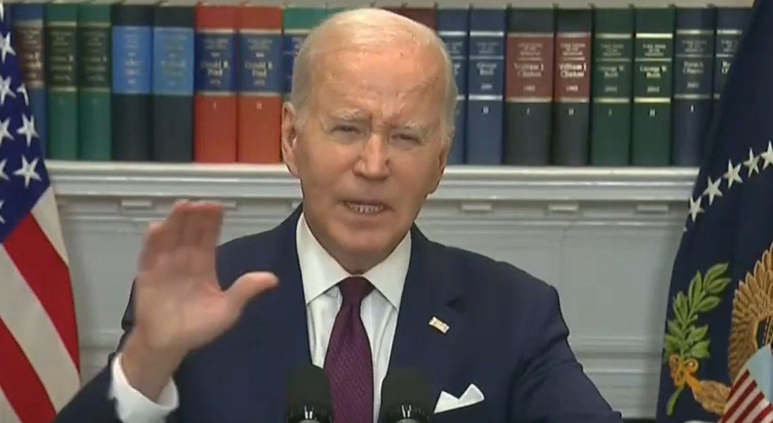 En uno de sus actos finales como presidente, Biden perdona preventivamente a su familia y conmuta la sentencia de Leonard Peltier