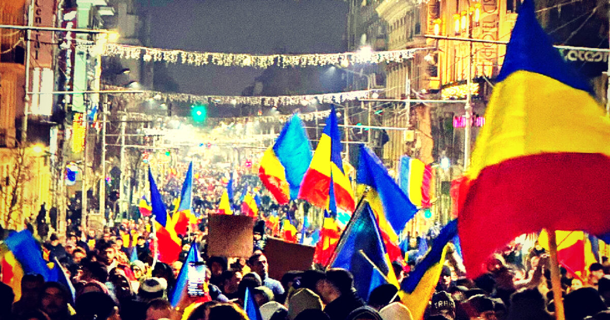 Cientos de miles de personas inundan las calles de Rumania para protestar por la cancelación de las elecciones presidenciales por la falsa acusación de “influencia rusa” (VIDEOS) | El experto en puerta de enlace