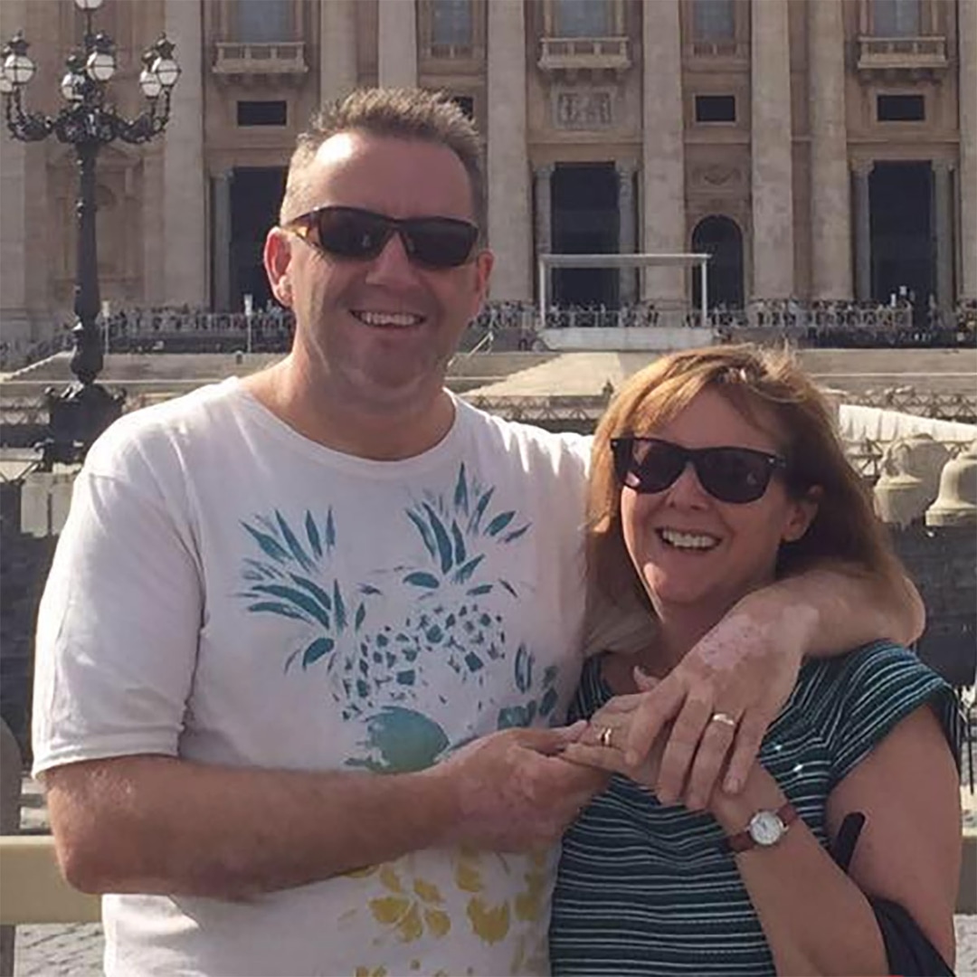 Un hombre se declara culpable del asesinato con ballesta de la familia de un periodista de la BBC