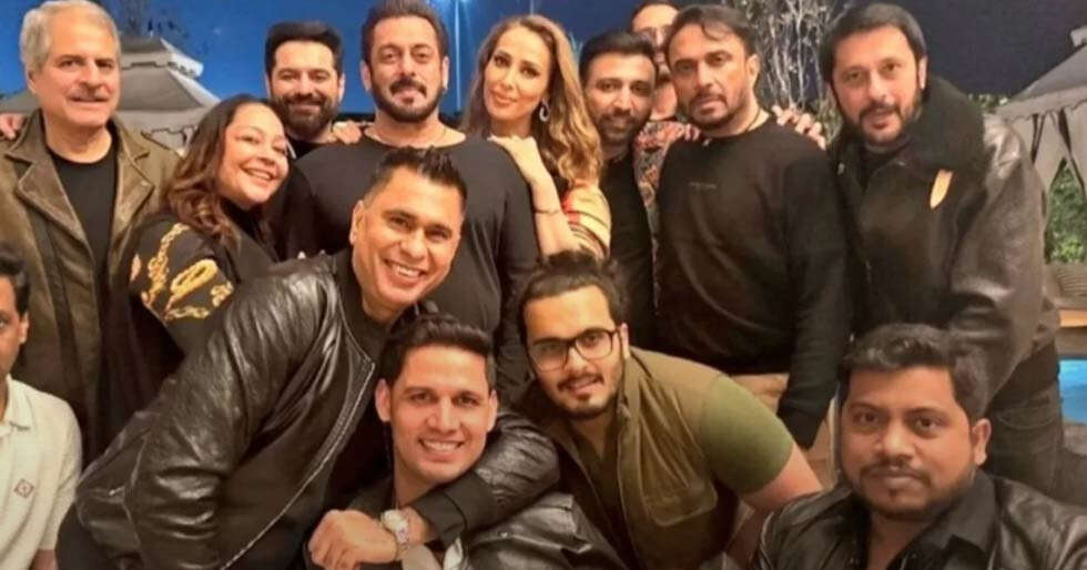 Foto NO VISTA de la fiesta de cumpleaños de Salman Khan con Iulia Vantur y más