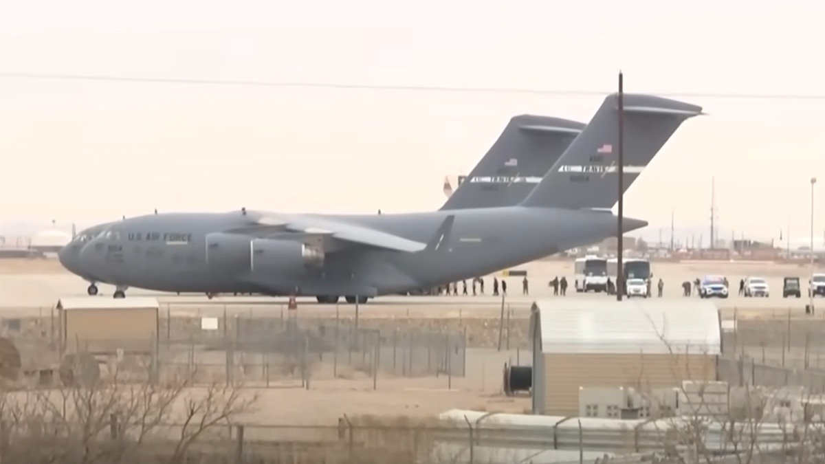 Los aviones espía están cazando a los líderes del cartel de drogas cerca de la frontera después de que Trump los designa organizaciones terroristas