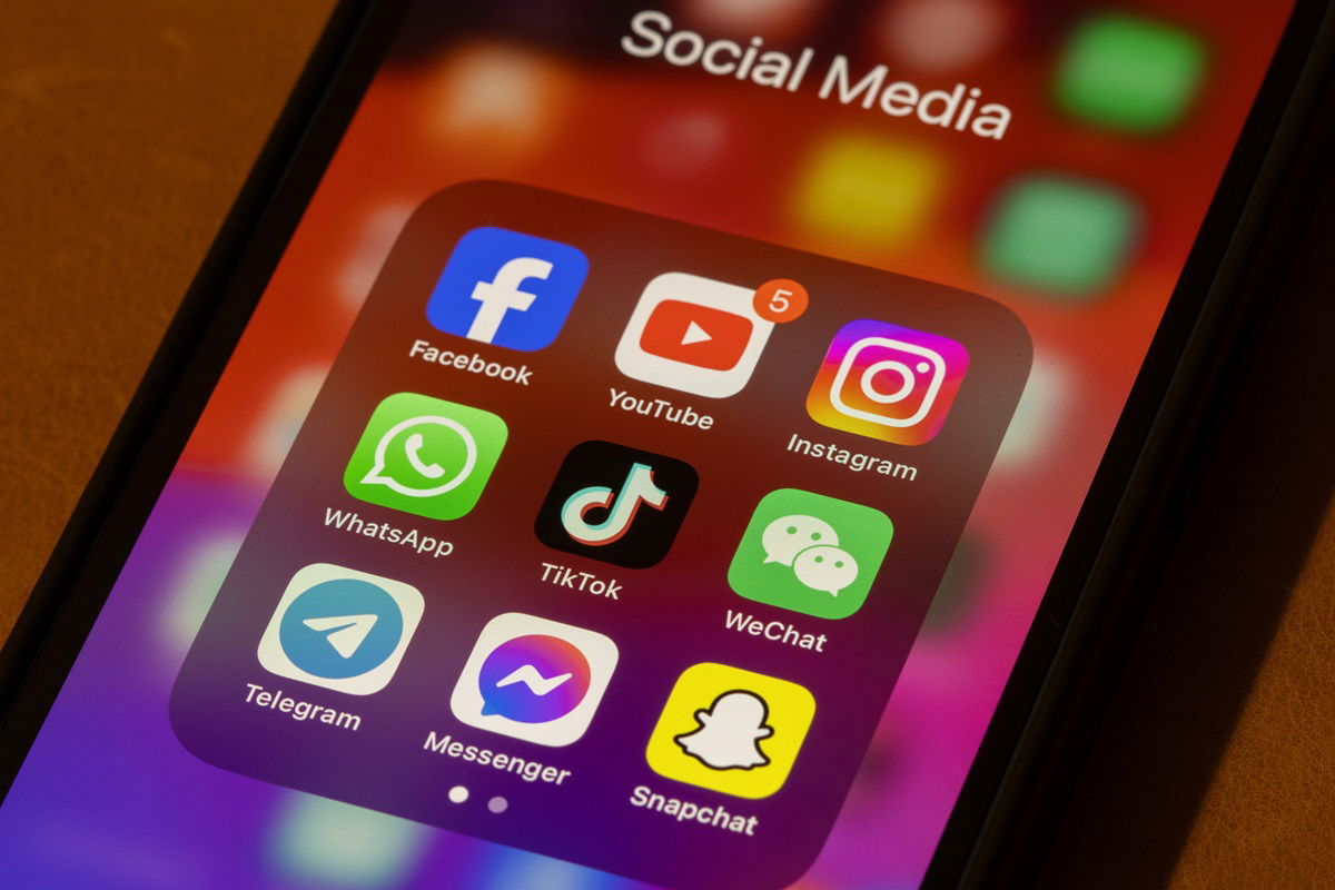 WhatsApp & Messenger Global Outage «Euro Weekly News