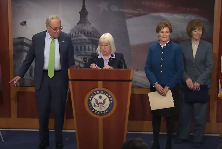 Los demócratas del Senado exigen restricciones en el poder de Trump o ningún acuerdo presupuestario