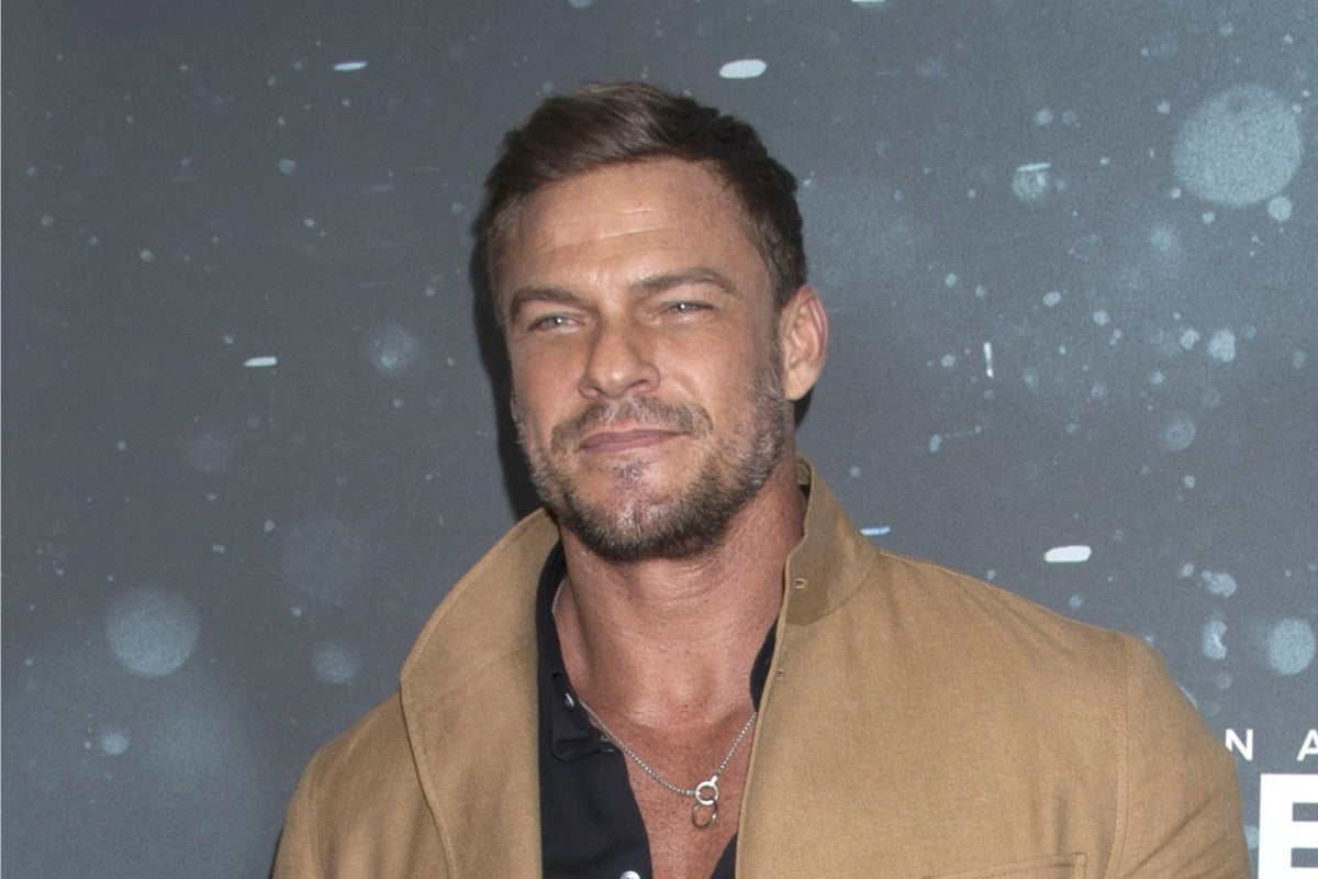 ¿Qué piensa Alan Ritchson de su ex compañero de clase Matt Gaetz? “Ese hijo de puta”