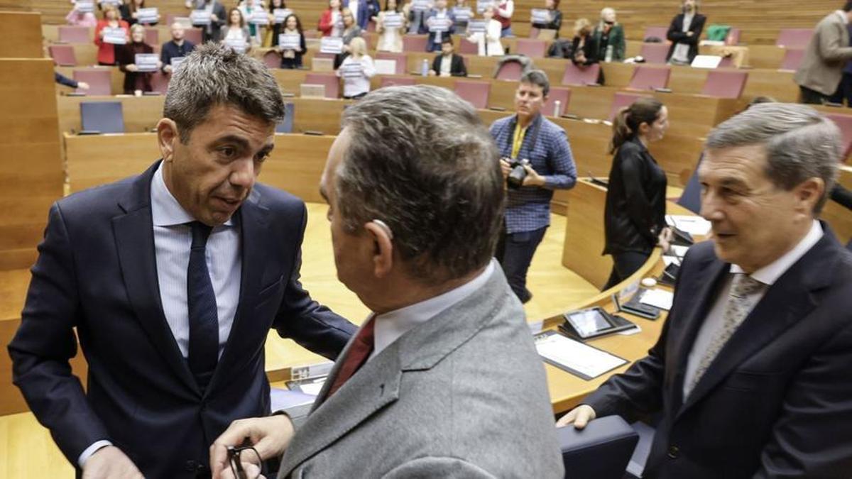 Mazón Apuntala Su Relación Con Vox Ante Una Izquierda Al Ataque Por El 29-O