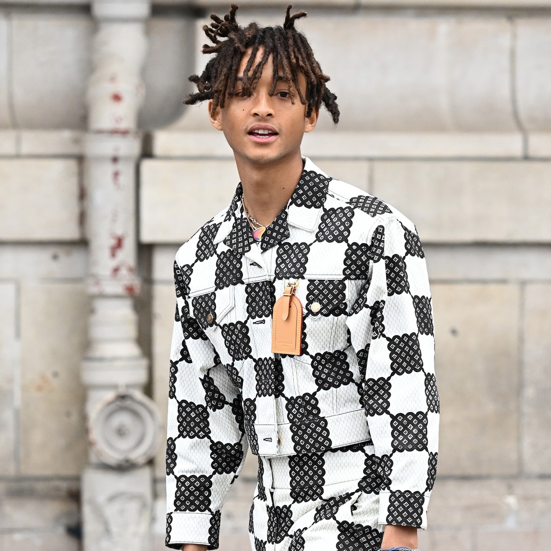 Jaden Smith usa casa en la cabeza