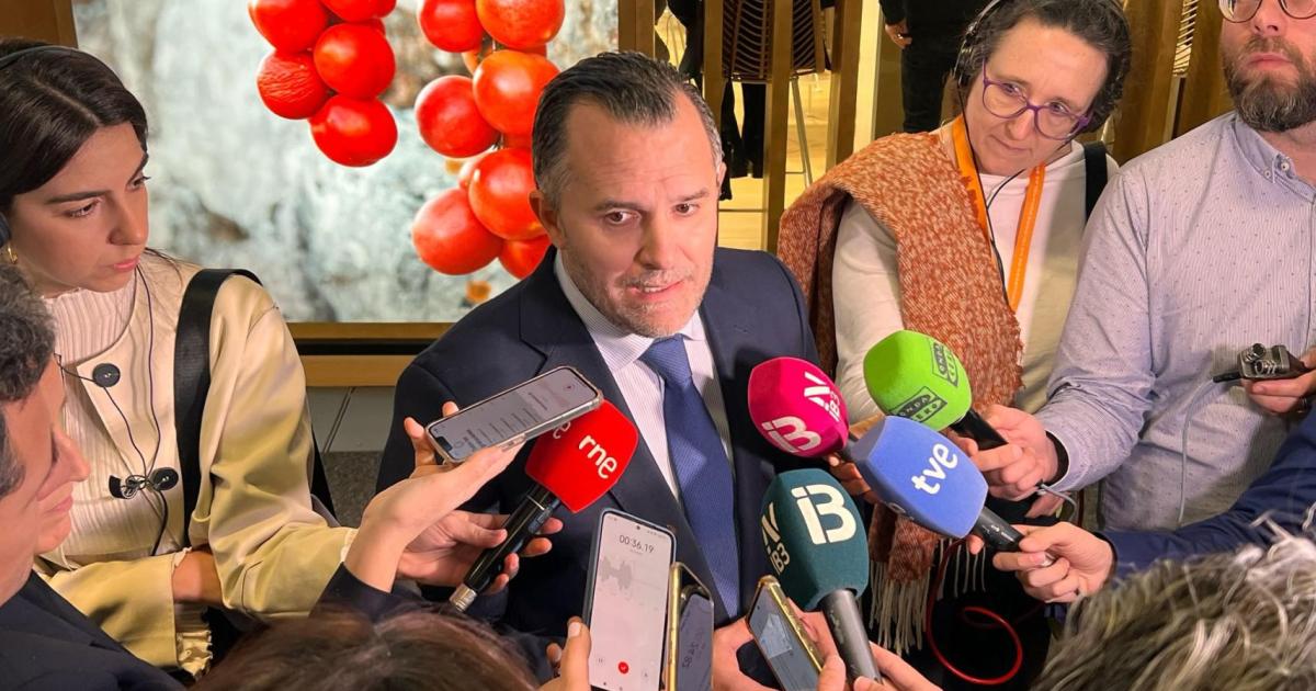 Número similar de turistas que se esperan el año pasado