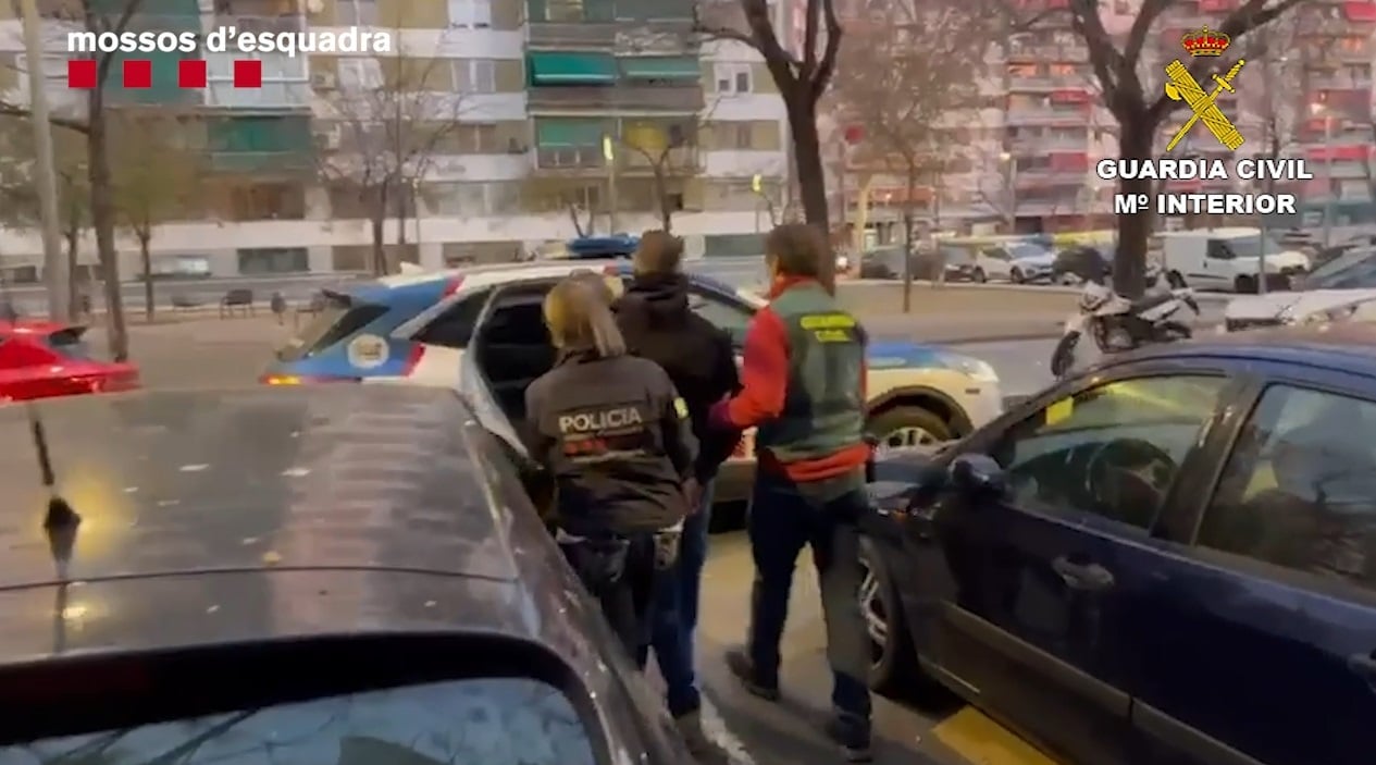 Hitman atrapado en Barcelona después de dos años en la carrera