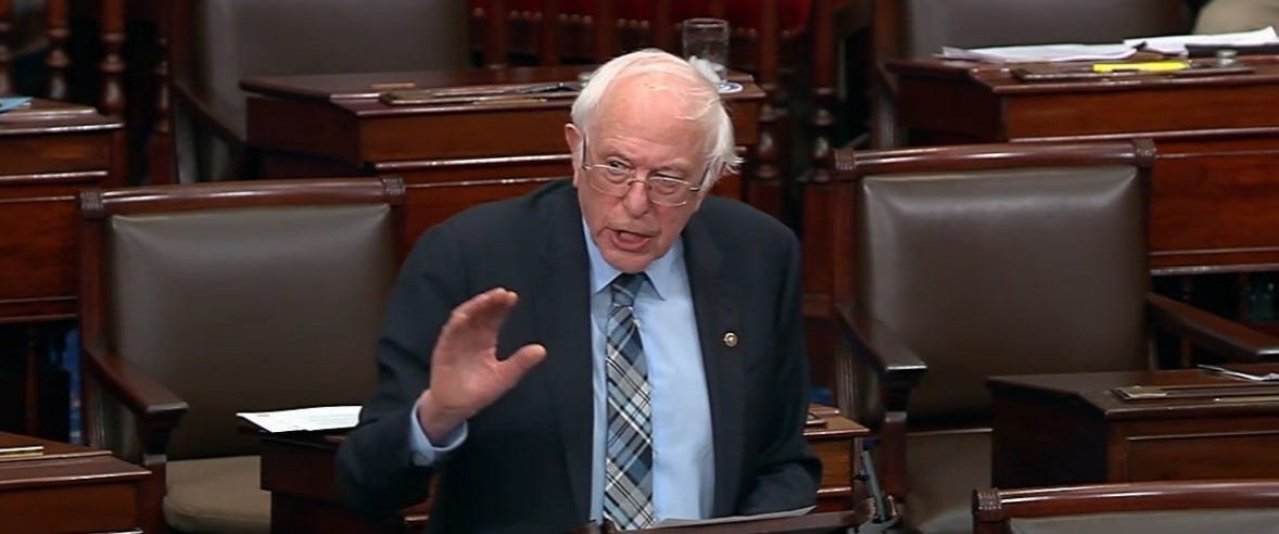 Bernie Sanders golpea a Maga directamente en el patriotismo mientras destruye la propaganda de Trump