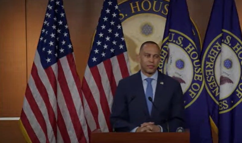 Hakeem Jeffries dice que los republicanos están huyendo y que los demócratas recuperarán la Cámara