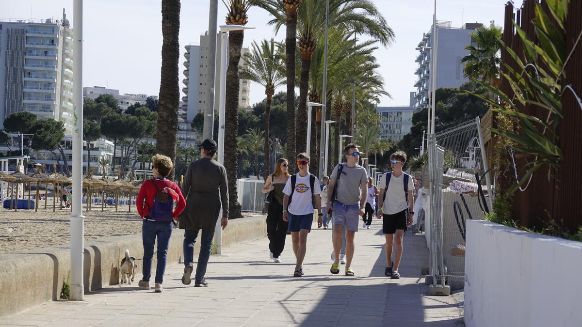 Se advierte a los turistas irlandeses en España sobre ‘zonas de peligro’ antes de las vacaciones de Pascua