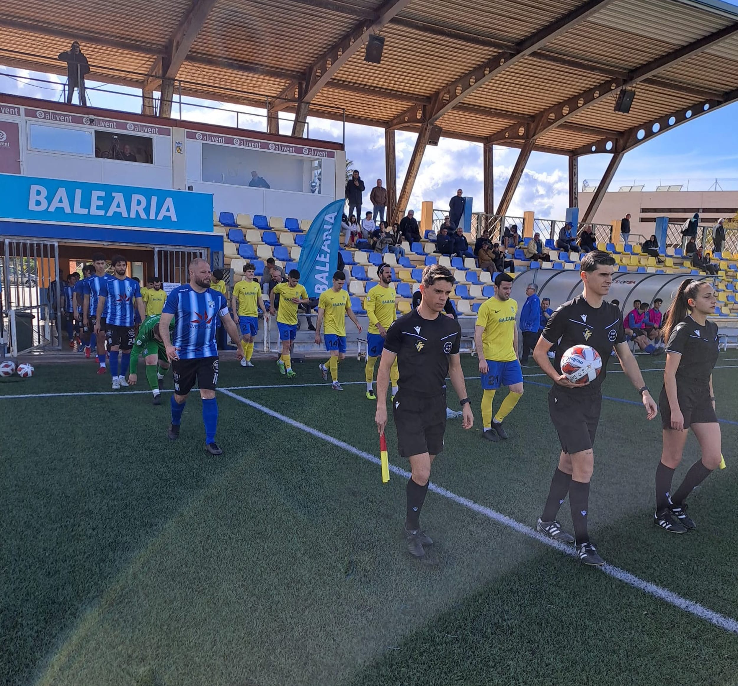 Thader empuja hacia los playoffs con una victoria convincente sobre Denia