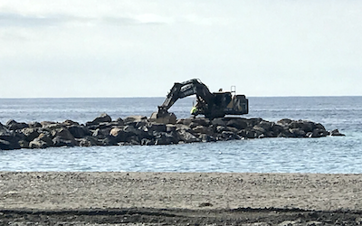 El trabajo de Groyne continúa – Costa Tropical Gazette News