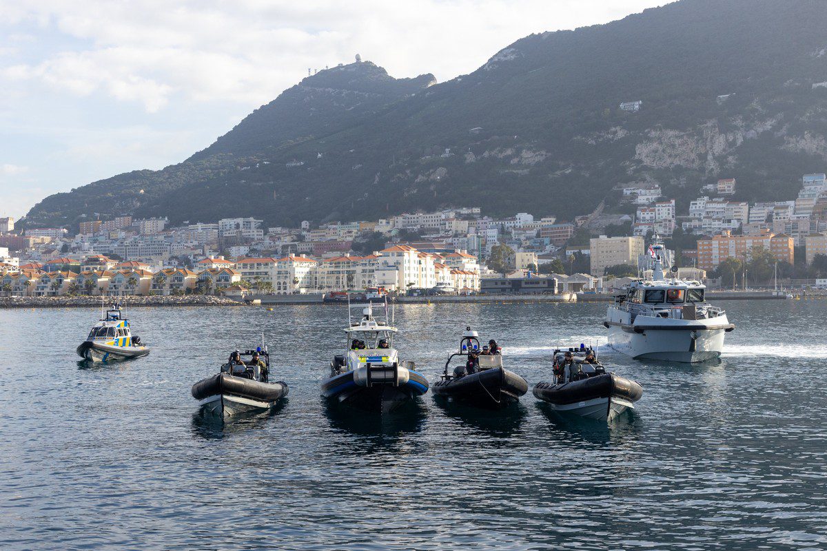 Los ejercicios de entrenamiento de Gibraltar en las aguas británicas desencadenan a los españoles: Madrid presenta una queja formal por “violación de su soberanía”