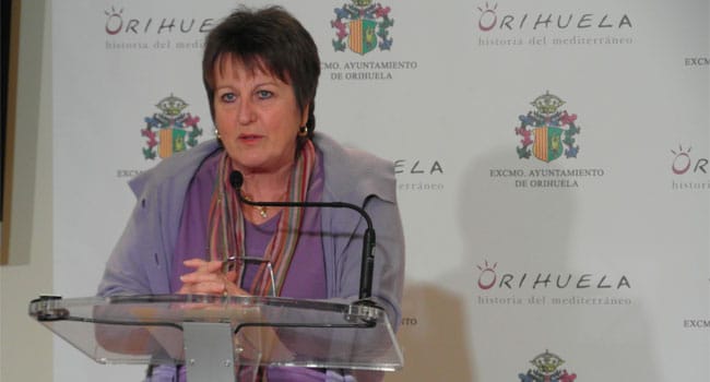 Scheurer niega el contrato personalizado para concesiones de barra de playa en Orihuela