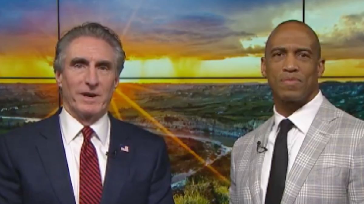 Presidente Trump, por favor despide a Doug Burgum de inmediato