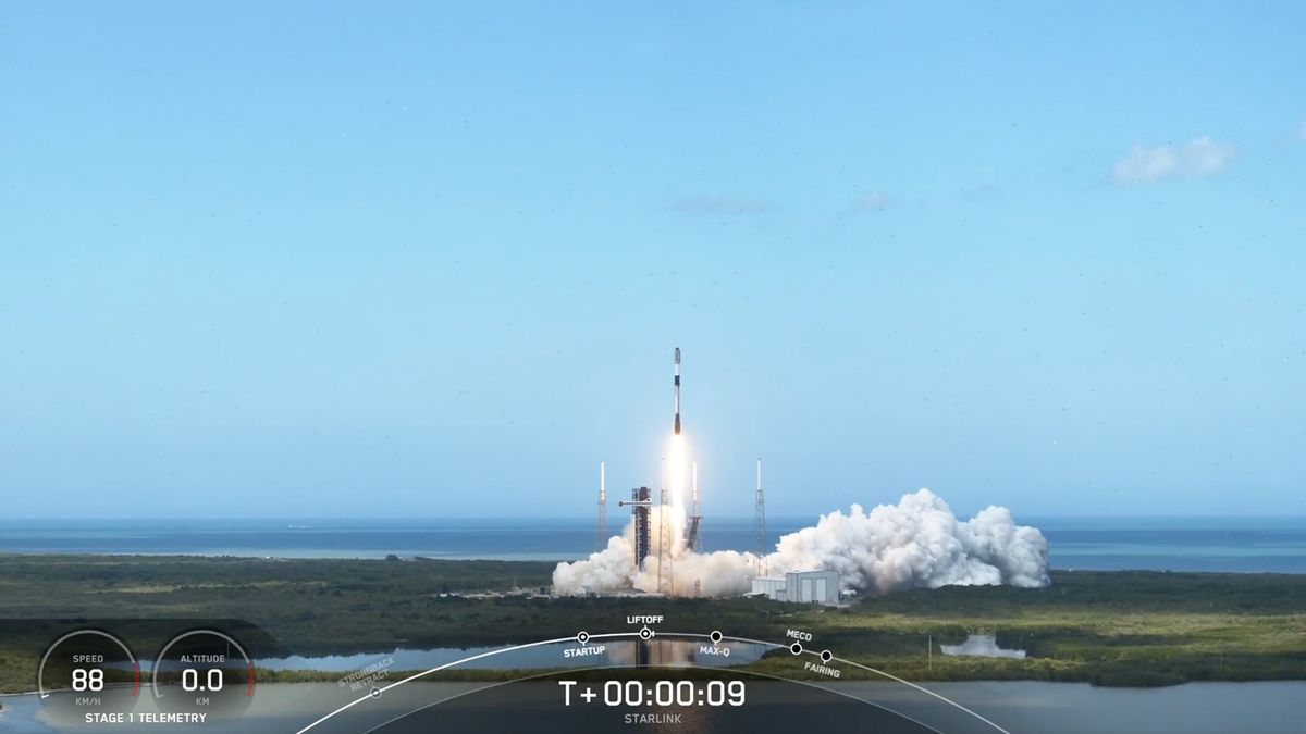SpaceX lanza 28 satélites de Starlink para orbitar en la primera mitad de SpaceBlight Doubleheader (video, fotos)