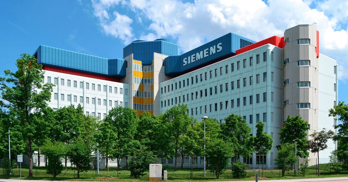 ¡La principal compañía alemana Siemens anuncia una inversión masiva de $ 10 mil millones en los Estados Unidos, lo que aumenta la fabricación y los empleos estadounidenses! | El experto de la puerta de entrada