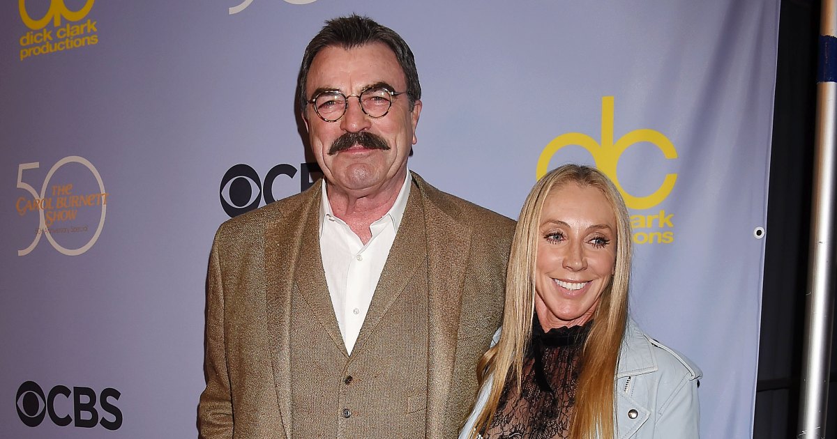 La esposa de Tom Selleck, Jillie Mack, está “encantada de tenerlo más en casa”