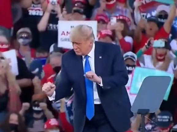 Los independientes están abandonando a Trump en números récord