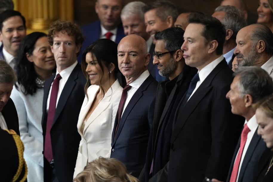 Los aranceles de Trump están costando a sus ricos amigos miles de millones