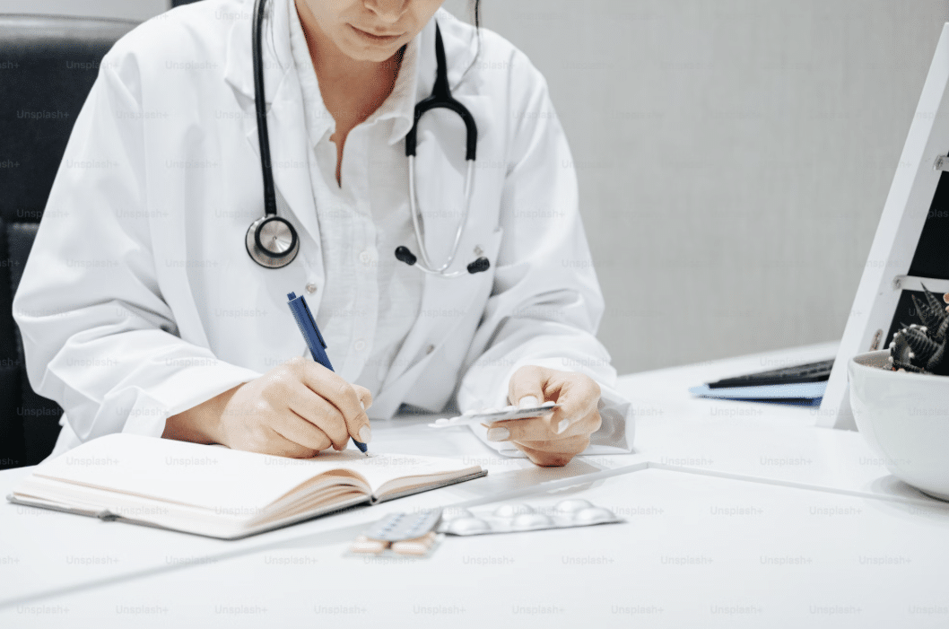Salarios de los médicos en Alicante: entre € 3,600 y € 4,700 por mes