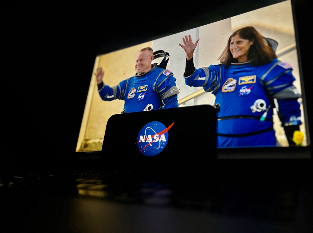 Suni Williams ha establecido muchos récords para mujeres en el espacio
