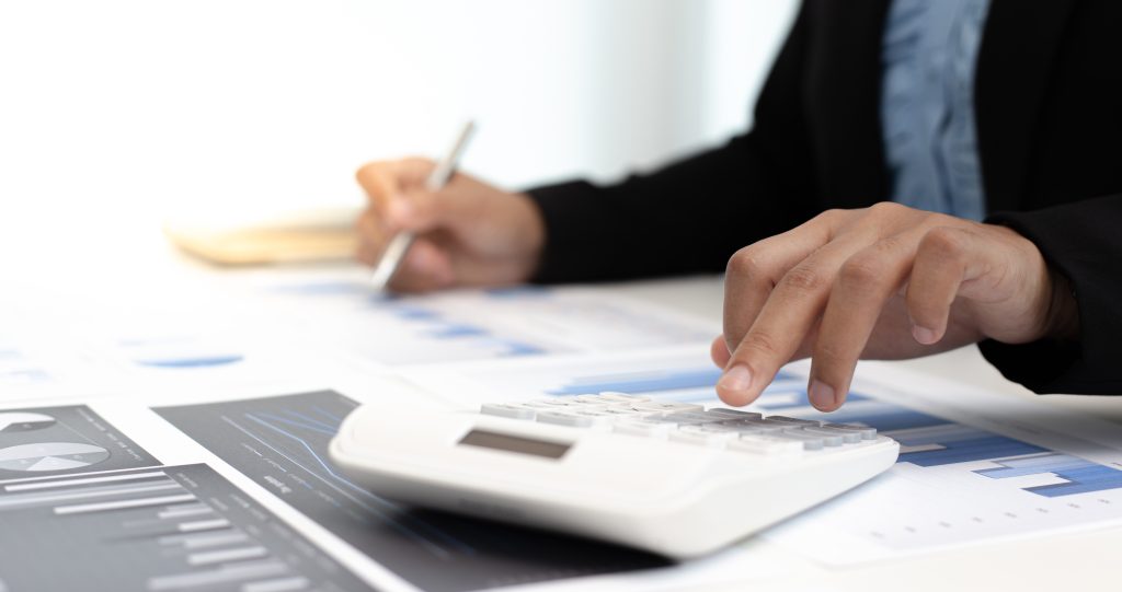 ¿Cuánto afectan las diferencias regulatorias fusiones y adquisiciones internacionales?