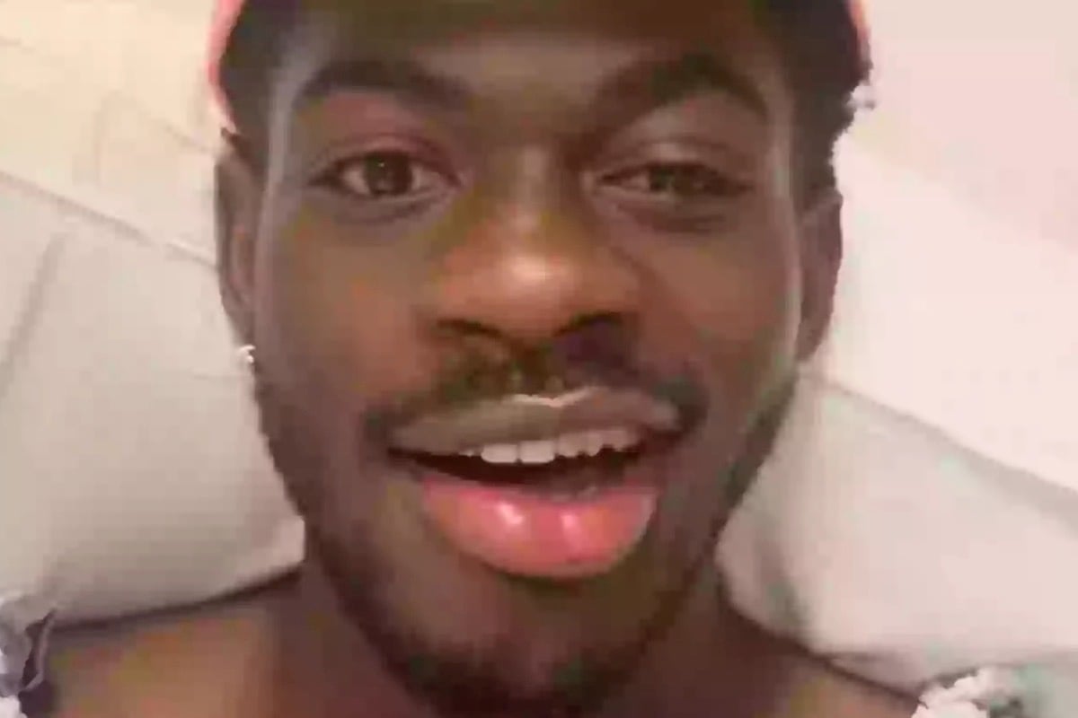 El rapero Lil Nas X dice que “ha perdido el control del lado derecho de mi cara”