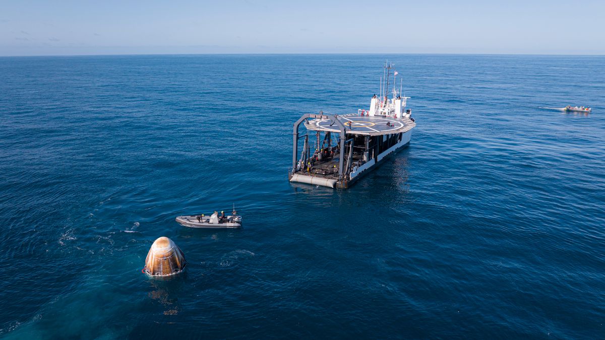 Splashdown de la costa oeste de la Misión Astronauta de FRAM2 abre una nueva era para SpaceX
