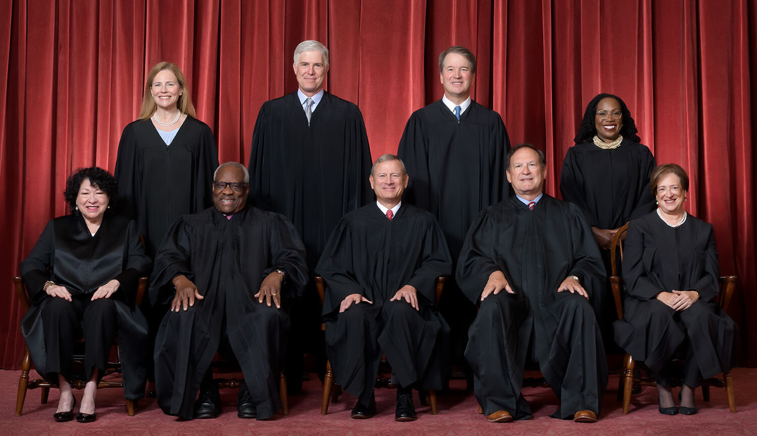 Breaking: la Corte Suprema bloquea el uso de Trump de los enemigos alienígenas para deportar a los ilegales: jueces Thomas y Alito disidencia | El experto de la puerta de entrada
