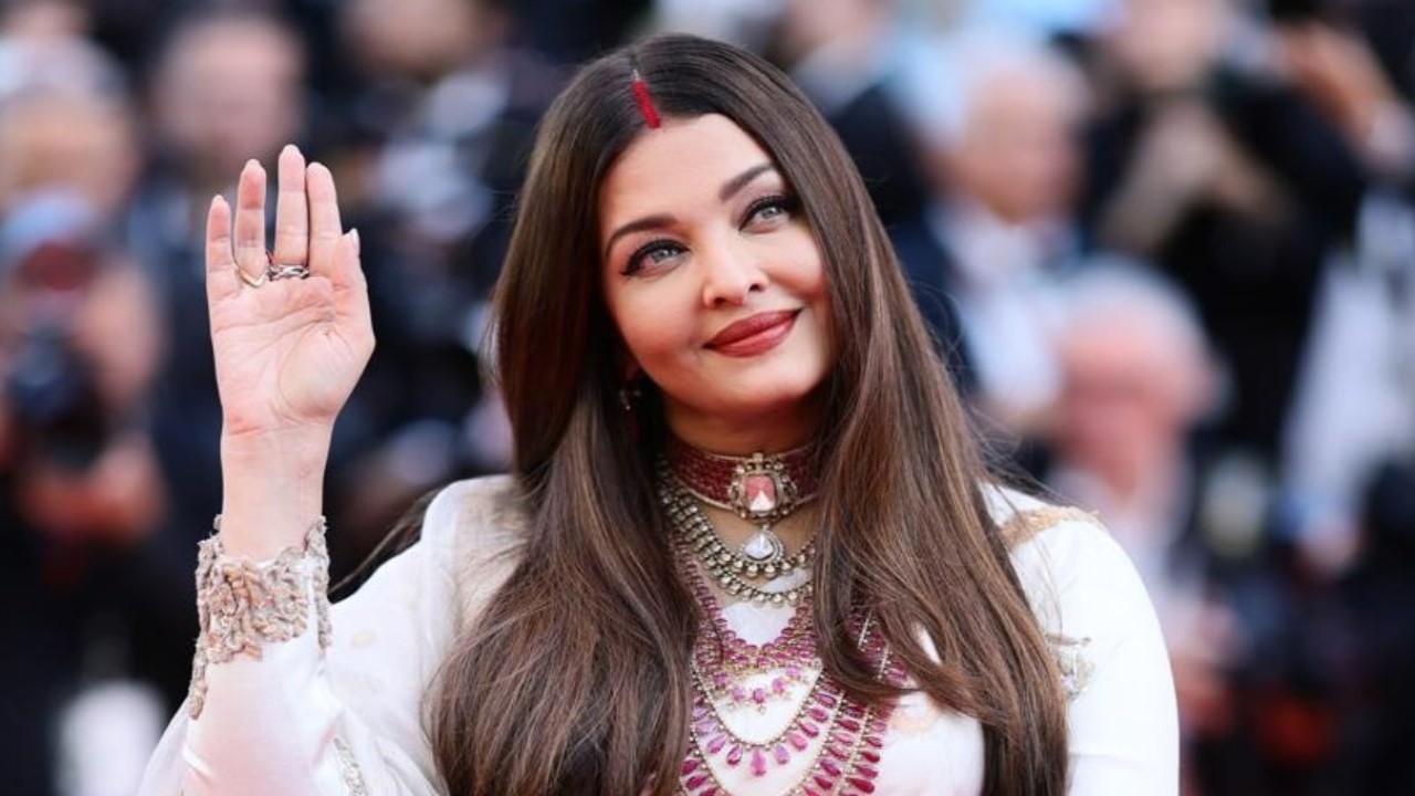 Cannes 2025: Aishwarya Rai hace alarde de Sindoor en la alfombra roja y los fanáticos lo celebran como su refutación para divorciarse de los rumores con Abhishek Bachchan