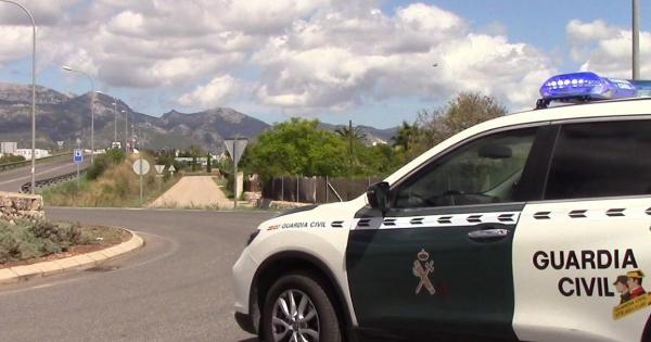 Un ciclista muerto y tres heridos graves después de ser atropellado por un autobús en Pollensa