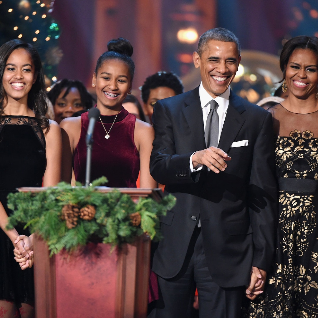 Barack Obama comparte una foto de Malia Obama, Sasha Obama, Michelle Obama