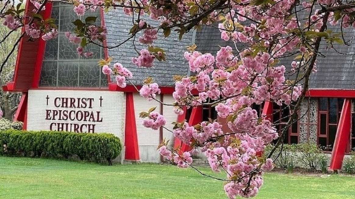 Las caídas de la ciudad de Nueva Jersey planean condenar una iglesia para construir un parque y canchas de pickleball
