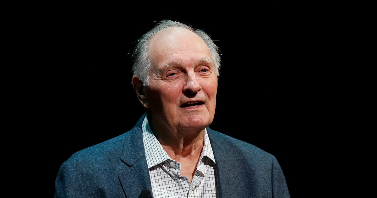 Alan Alda tiene la enfermedad de Parkinson: actualizaciones sobre la salud del actor
